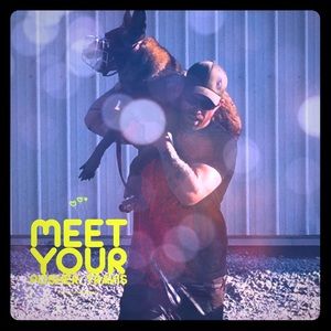 Meet your Posher, Travis